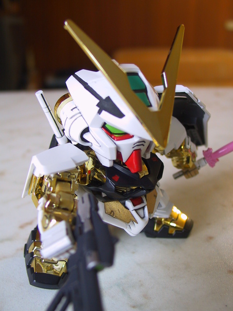 BB Gundam Astray Gold-Frame