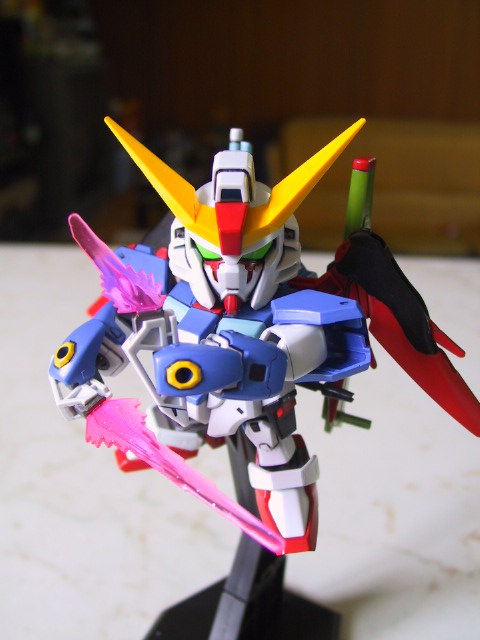 BB Destiny Gundam